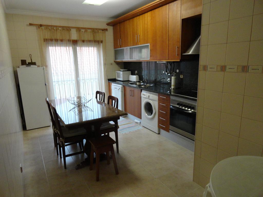 Apartamento Praia Сан-Мартінню-ду-Порту Екстер'єр фото