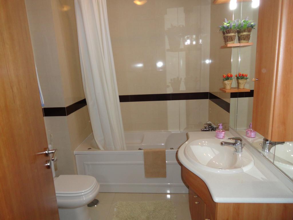 Apartamento Praia Сан-Мартінню-ду-Порту Екстер'єр фото