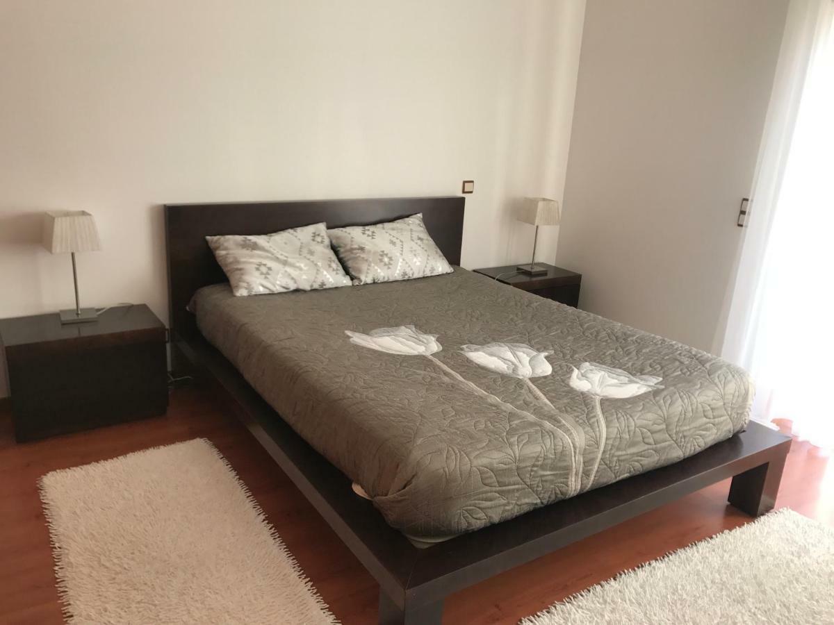 Apartamento Praia Сан-Мартінню-ду-Порту Екстер'єр фото